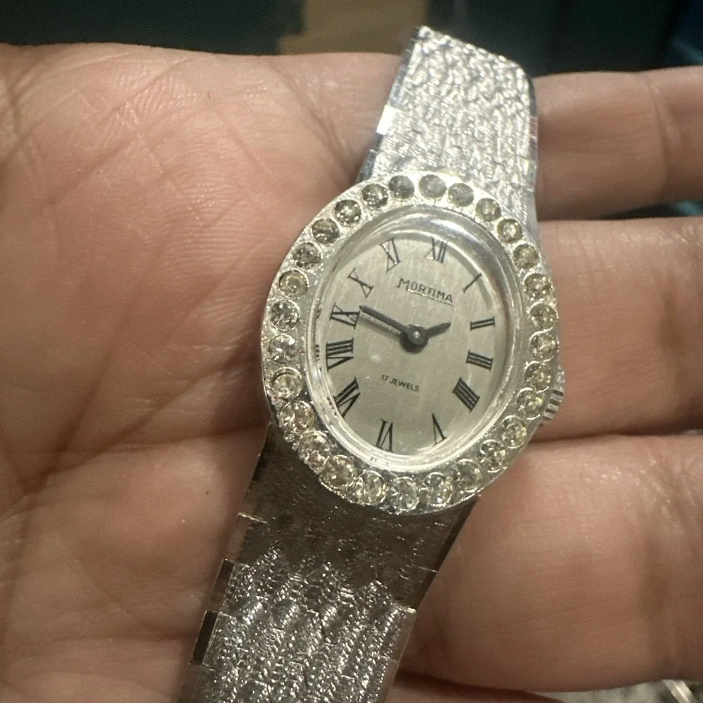 Works Vintage 1979s Mortima Ladies 17J Watch Manual Wind Silver 23mm 6.75